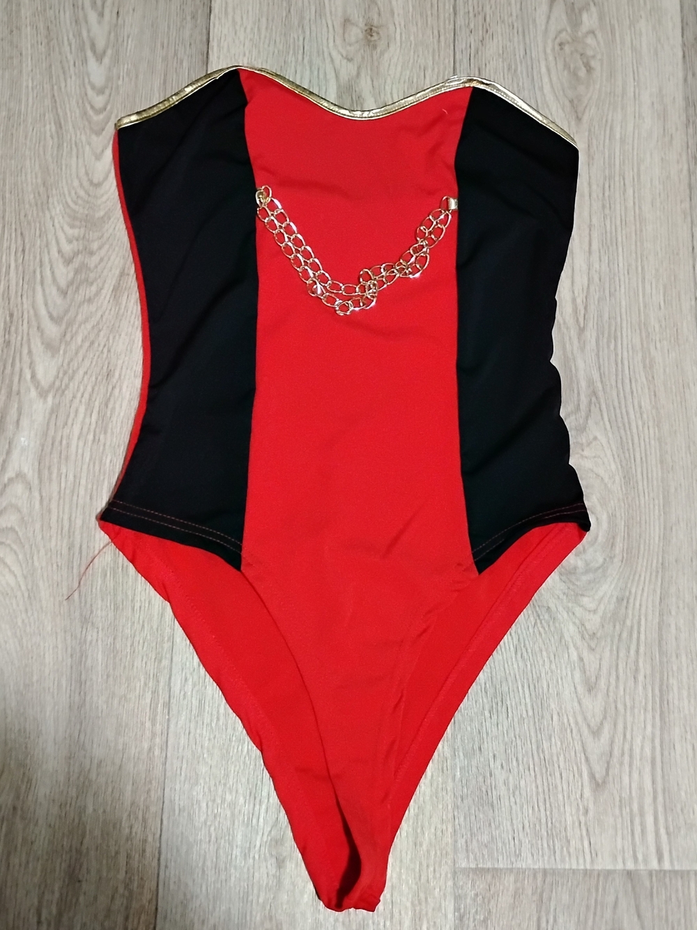 Girls Red & Black One-Piece Bodysuit with Gold Chain Accent Sz M